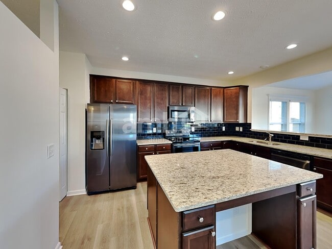 Photo - 62 Henderson Ln