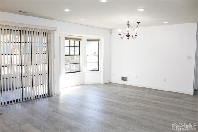 Photo - 1003 Woodhaven Dr