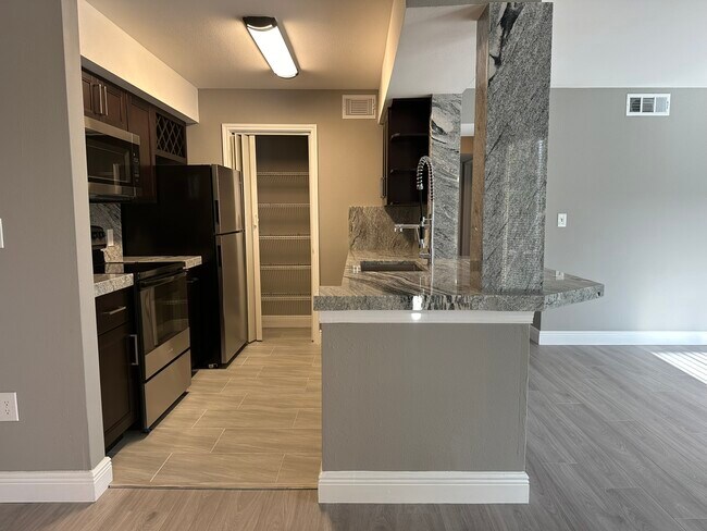 Photo - 2662 NW 33rd St