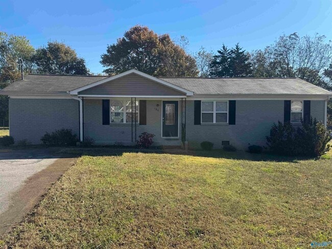 Building Photo - 186 Jones Cir