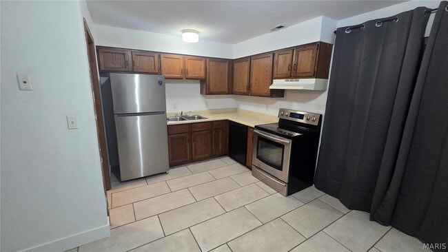 Photo - 13 Yorkshire Ln Unit 1