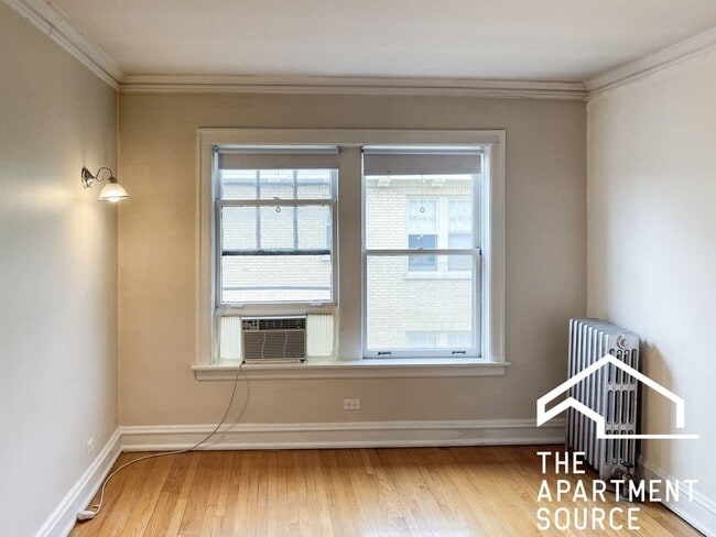 Building Photo - 1606 W Sunnyside Ave Unit 3N