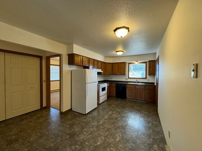 Photo - 2318 Meadow Ln Unit #4