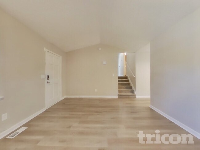 Photo - 17 Paces Meadows Dr