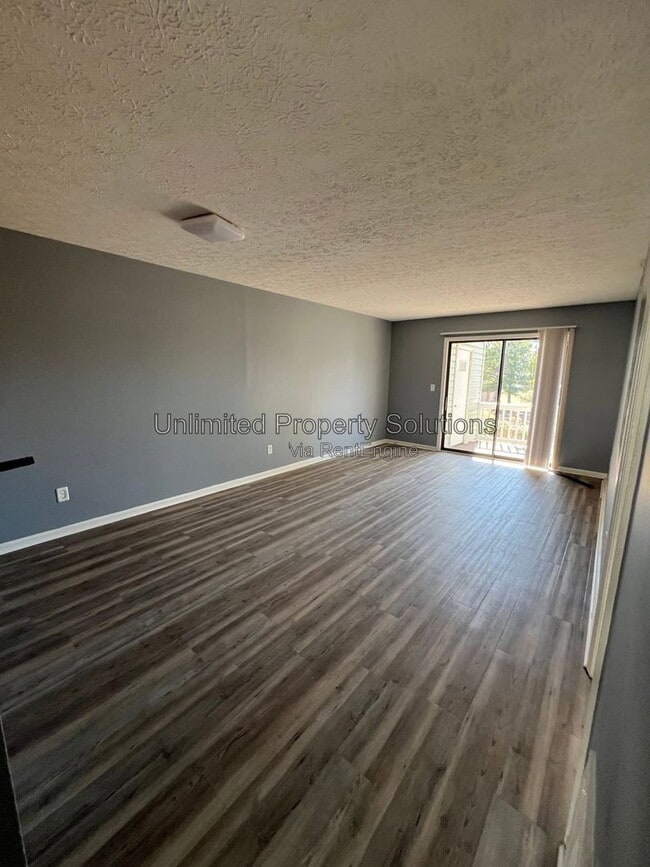 Photo - 213 Sunn Aire Ct Unit A