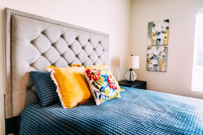 Photo - Heartland Flats