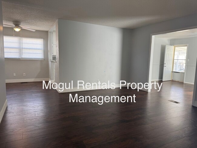 Photo - 3530 S Hiram St