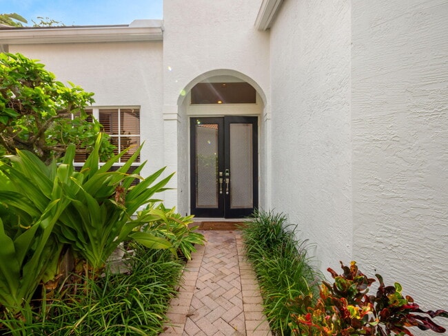 Photo - 143 Sunset Bay Dr