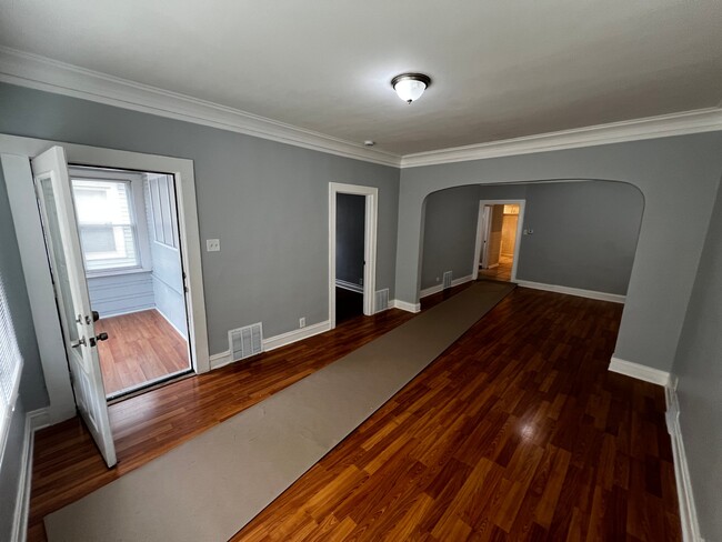 Photo - 346 W 113th St