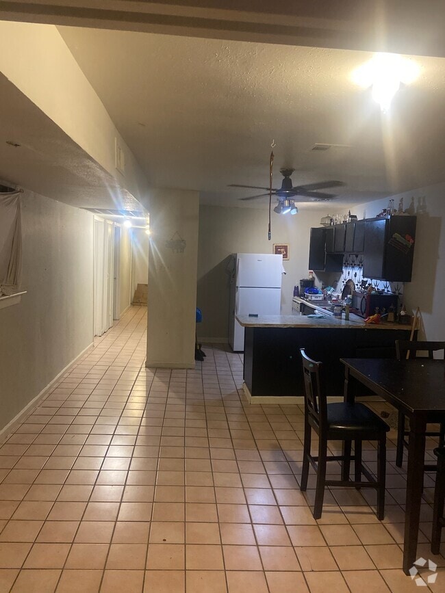Building Photo - 3414 Connecticut Ave Unit 3414 Rental