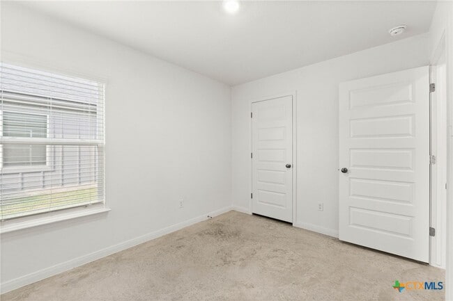 Photo - 911 Cherry Laurel Ln