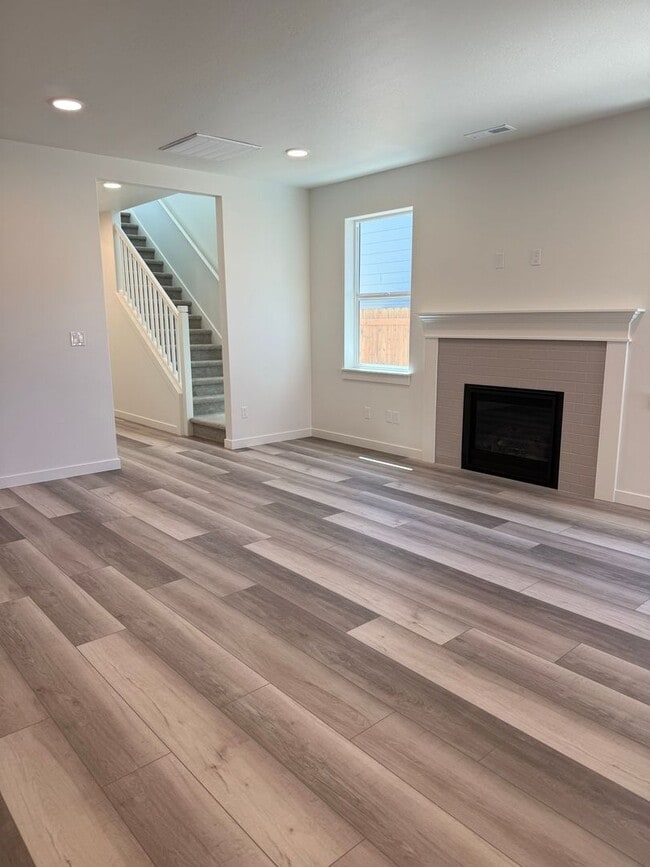 61073 Unity Pl