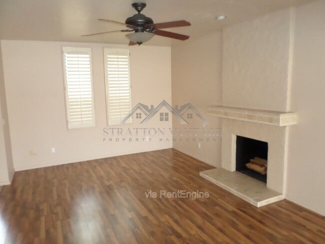 Photo - 6602 E Juniper Ave