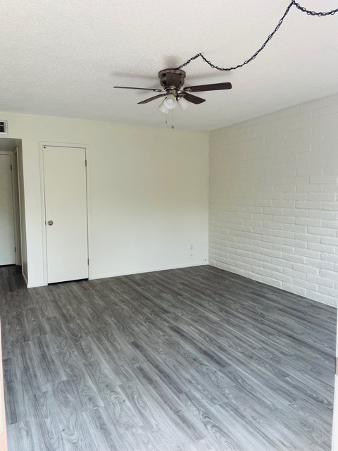 Photo - FOR RENT