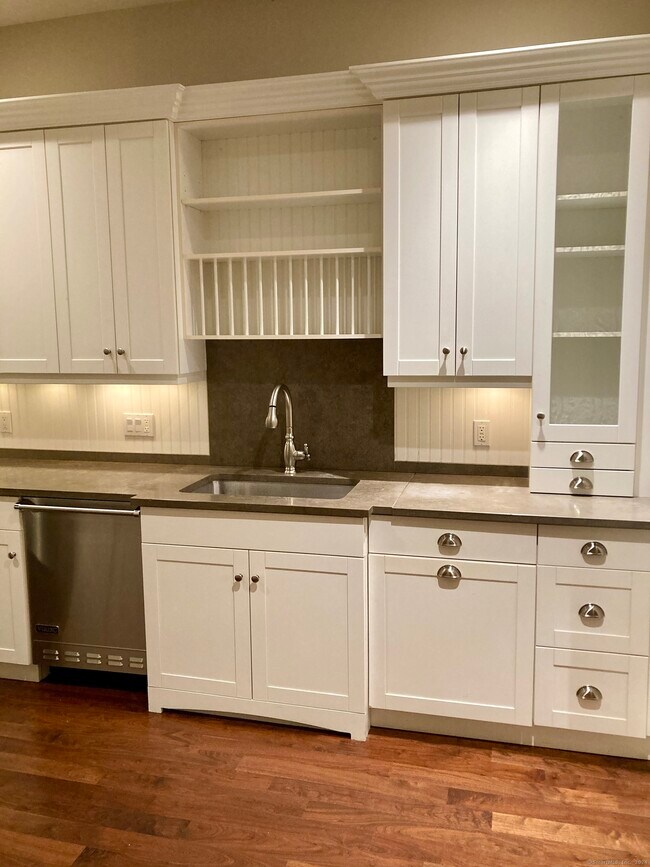 Photo - 50 Stone Ridge Way Unit APT 1A