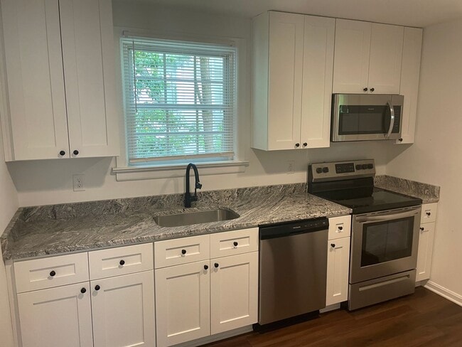 Photo - 2911 3rd Ave Unit Apartment 2 (Upstairs)