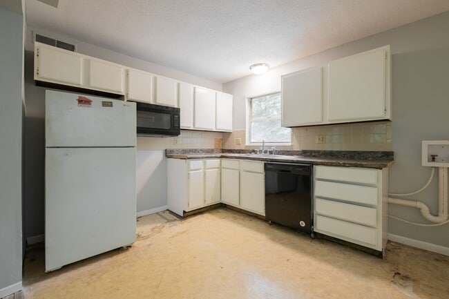 109 E Holston Ln Unit 111
