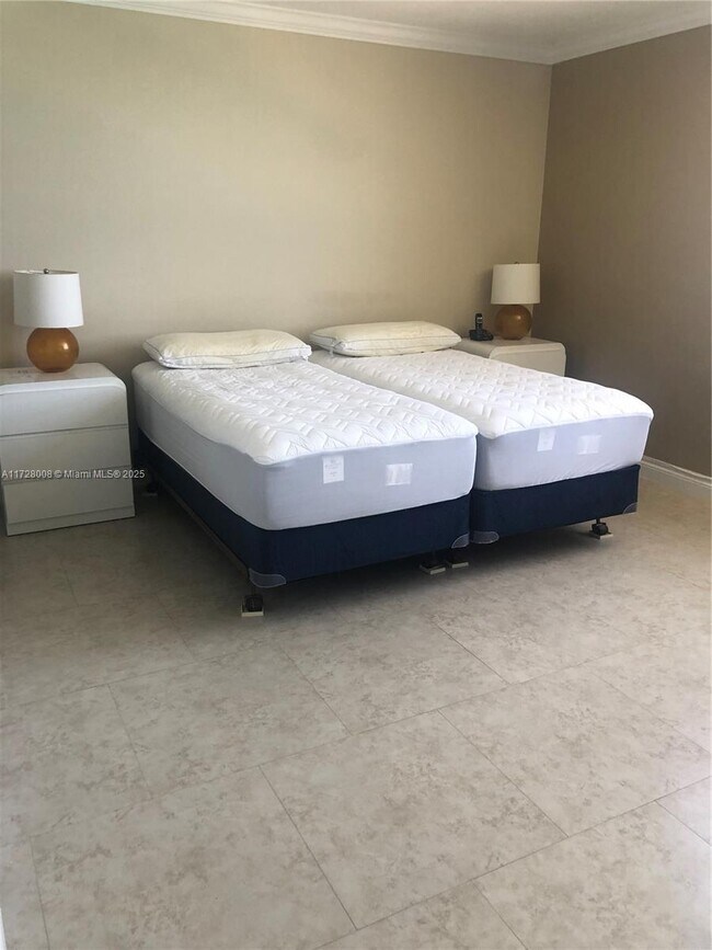 Photo - 10185 Collins Ave Apartment Unit 1118