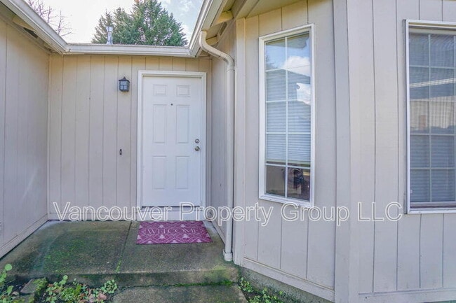 Photo - 13201 NE 88th Cir