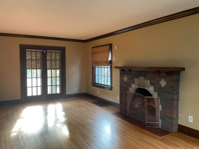 Photo - 3621 Hoagland Ave