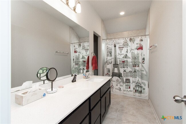 Photo - 220 Blue Agate Ct