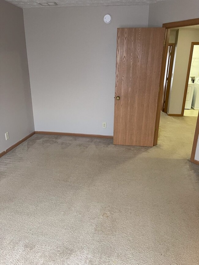 Photo - 3350 Edison Dr