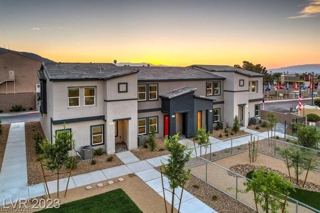 Photo - 440 Moonlight Cove Dr