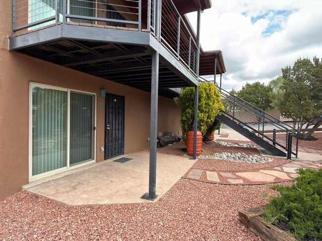 Photo - 1307 Rufina Ln Unidad 1