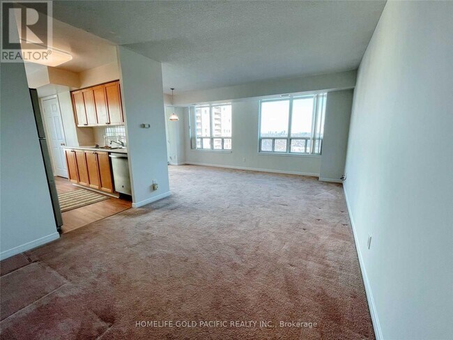 Photo - 8 Hillcrest Ave Unit 1007