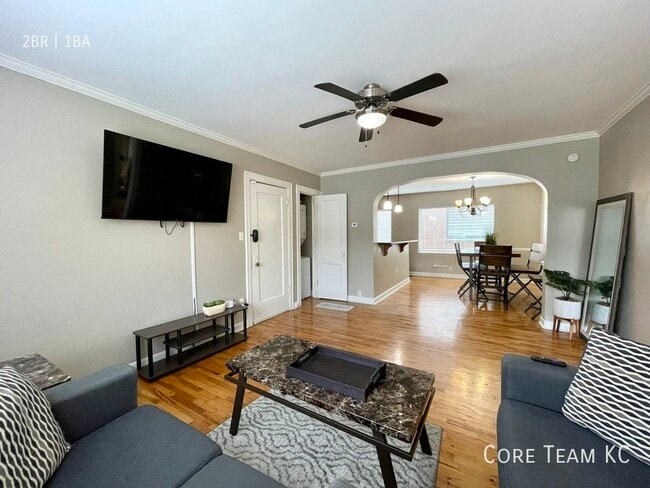 Photo - 1107 W 45th St Unit 1107-2