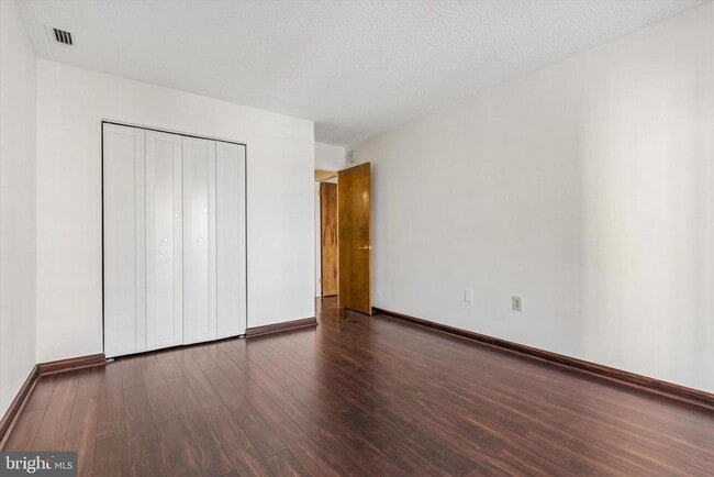 Photo - 10503 Valley Forge Cir Unit 503