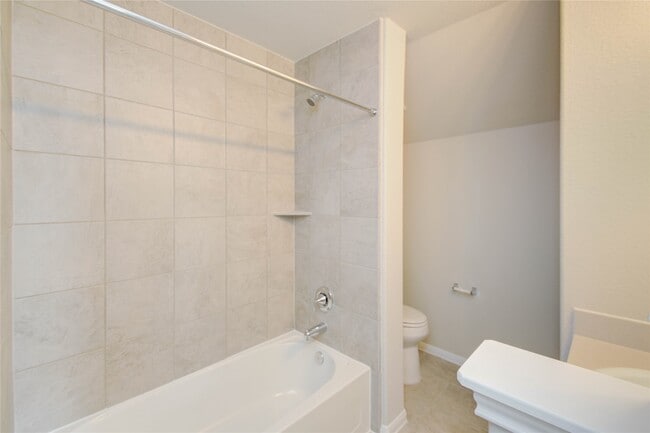 Building Photo - 8403 Baywatch Cir