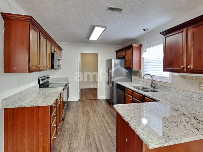 Photo - 1725 Kinsale Ave