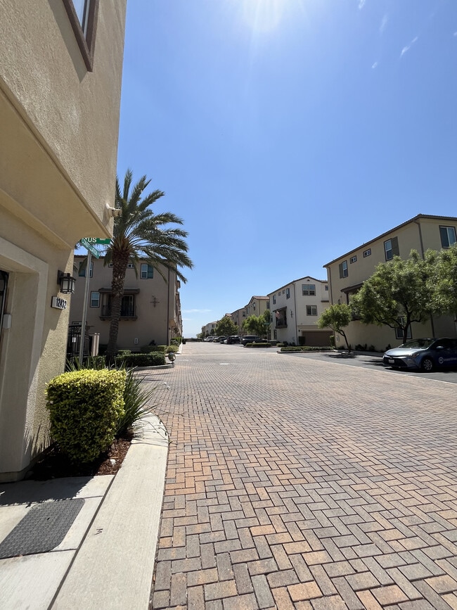 Photo - 12432 Constellation St