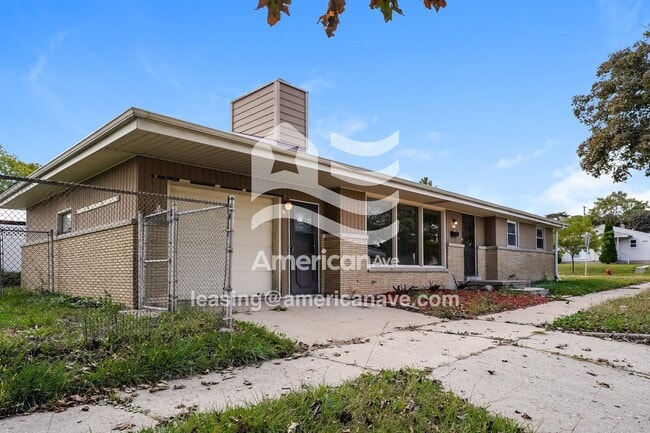 Photo - 7627 W Glendale Ave