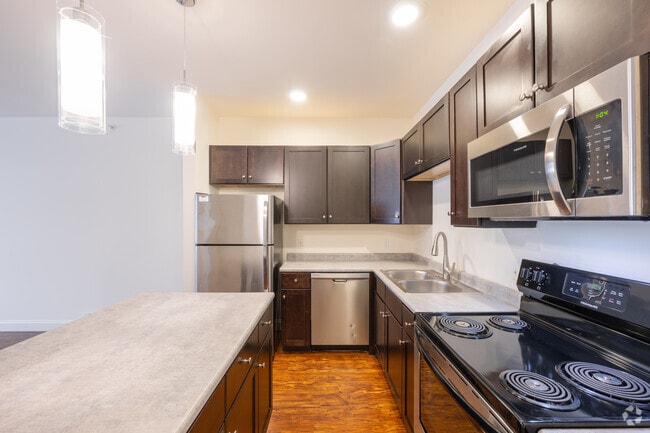 1BR, 1BA - 850SF - Kitchen