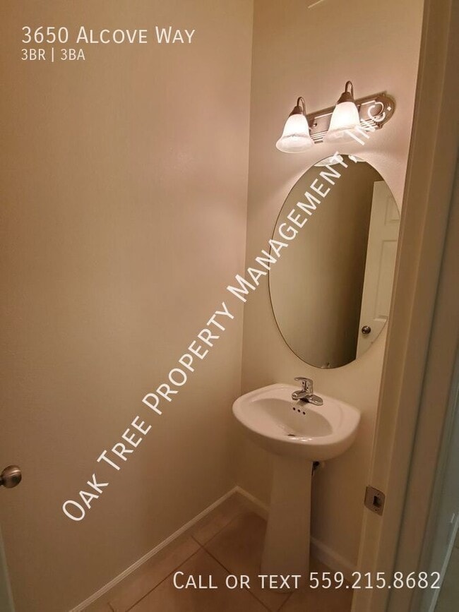 Photo - 3650 Alcove Way