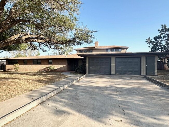 Building Photo - 5 Bedroom 3.5 Bath Ready to Rent ASAP! Rental