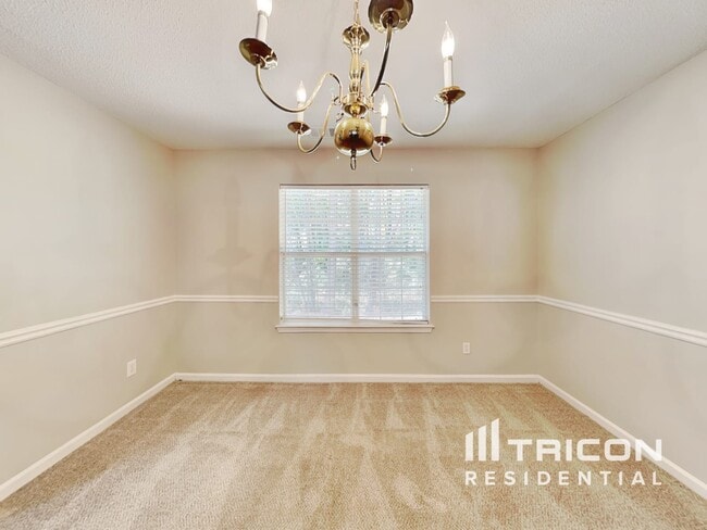 Photo - 4340 Caroline Ct