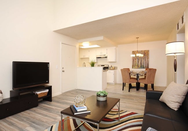 Photo - Sunrise Lancaster Apartments