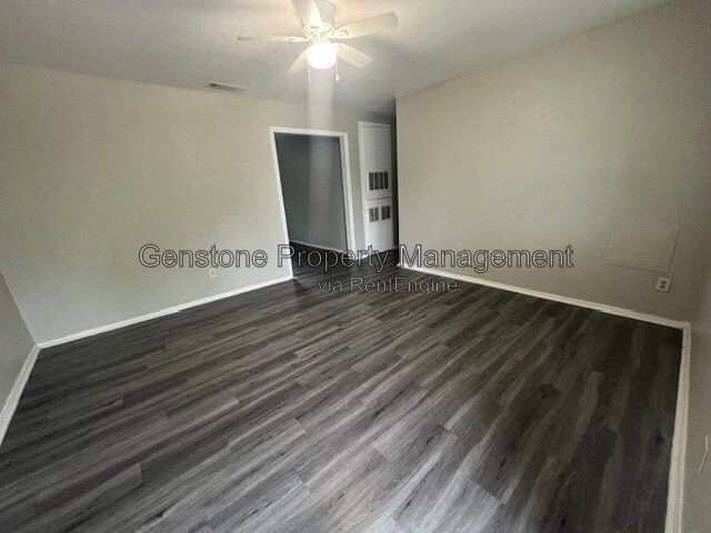 Building Photo - 1301 Pine St Unit 6