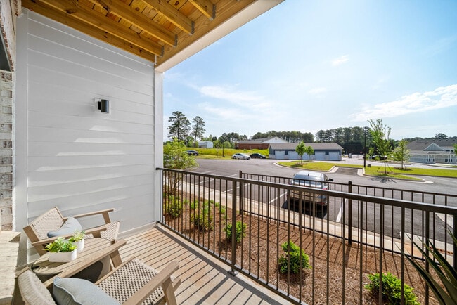 Photo - Emblem Mill Road