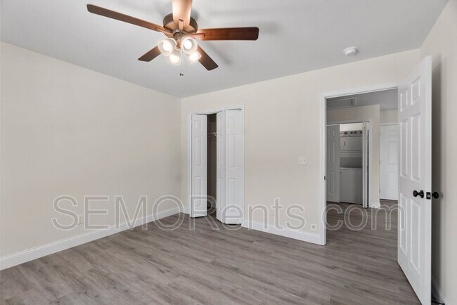 Photo - 222 Coles Hills - 301