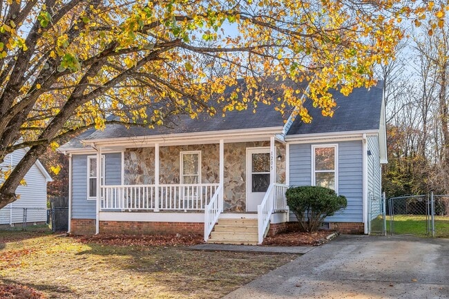 Building Photo - NE Home - Updated Kitchen and Bathrooms! SS Appliances, Fire Place, Front Porch & Deck, Fenced Y...