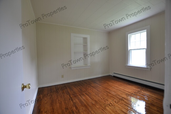 Photo - 211 Doris Ave