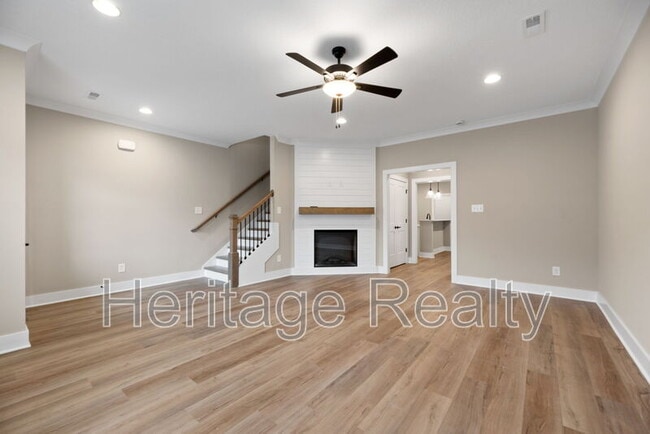 Photo - 7226 Sassafras Way