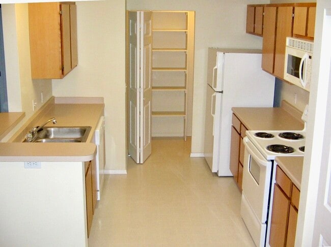 Creekside Apartments