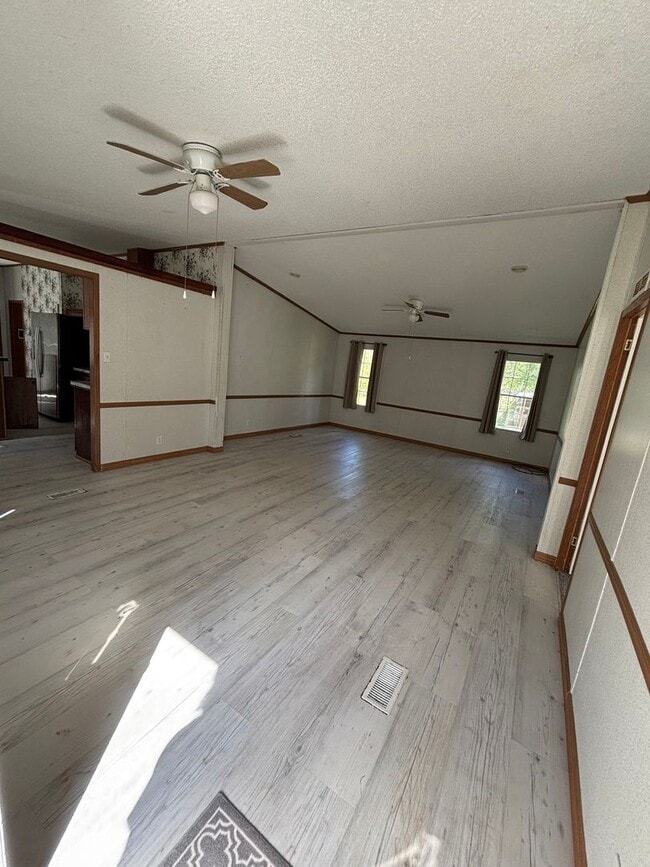 Photo - Beautiful 4 Bedroom Home in Blanchard!