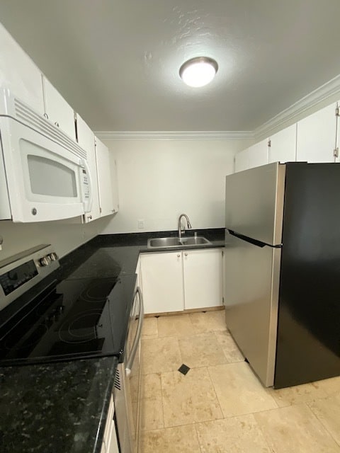 Photo - 740 Crocker Ave