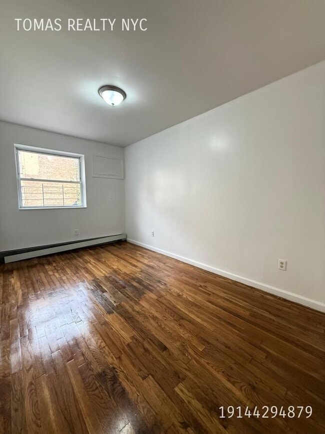 Photo - 793 Jennings St